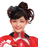 紅羽セイラ役の石井蘭。