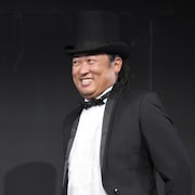 ニャア…ニャア…ロバート秋山、映画「キャッツ」イベントでネコ語を話す