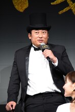 秋山竜次（ロバート）