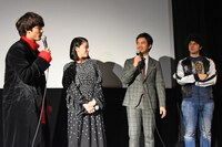 “青い板垣瑞生”を回想する登壇者たち。