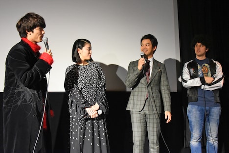 “青い板垣瑞生”を回想する登壇者たち。