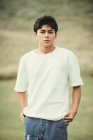 眞栄田郷敦ファースト写真集「natural」より。