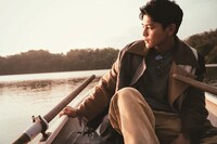 眞栄田郷敦ファースト写真集「natural」より。