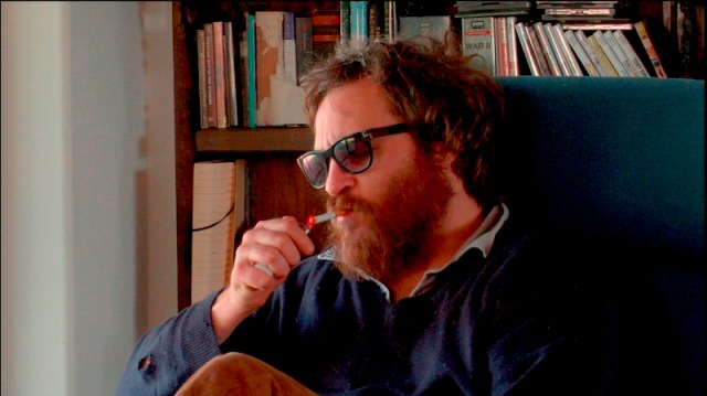 「容疑者、ホアキン・フェニックス」