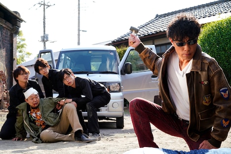 「さそりとかゑる」