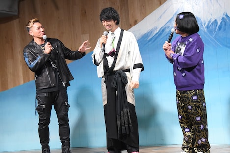 左からSWAY、斎藤工、永野。