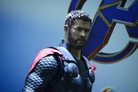 ホットトイズブースより、ソーの等身大フィギュア。