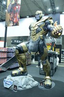 ホットトイズブースより、サノスのフィギュア。