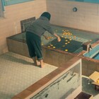 松本穂香がみかん湯の準備「わたしは光をにぎっている」本編映像