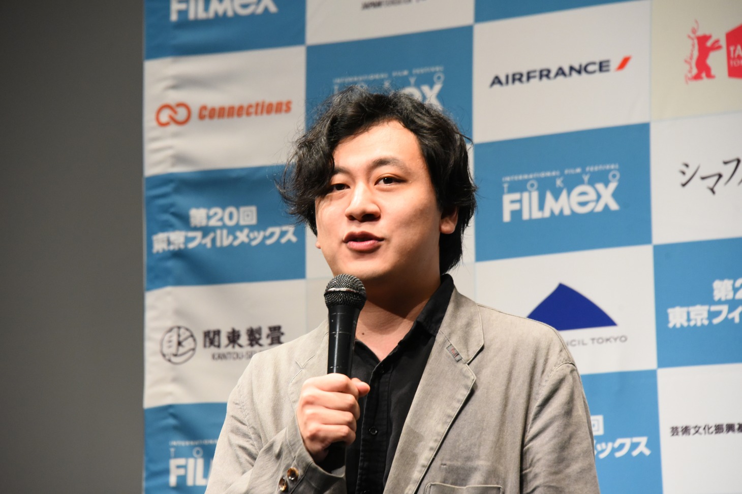 中川龍太郎