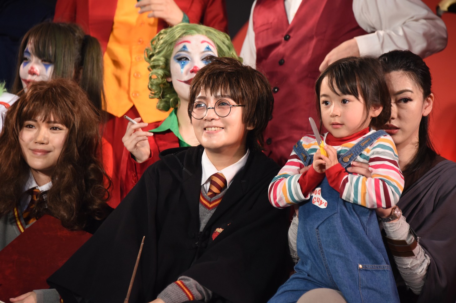 「TOKYO COMIC CON COSPLAY CHAMPIONSHIP 2019」参加者たち。