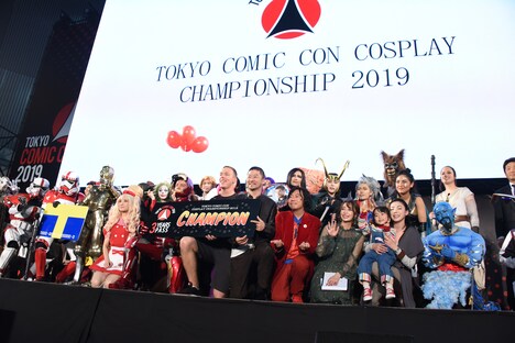 「TOKYO COMIC CON COSPLAY CHAMPIONSHIP 2019」参加者たち。