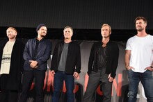 左からルパート・グリント、オーランド・ブルーム、マーク・ラファロ、ジュード・ロウ、クリス・ヘムズワース。