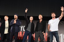 左からルパート・グリント、オーランド・ブルーム、マーク・ラファロ、ジュード・ロウ、クリス・ヘムズワース。