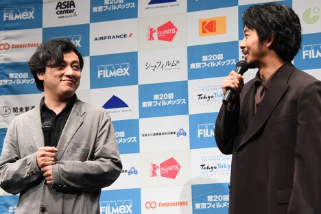 左から中川龍太郎、仲野太賀。