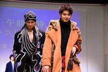 左から眞栄田郷敦、片寄涼太。