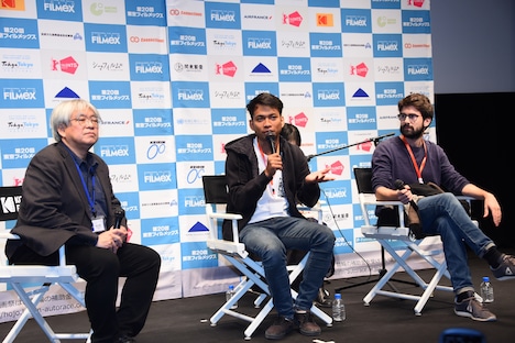 左から映画祭ディレクターの市山尚三、ニアン・カヴィッチ、フェリックス・レーム。
