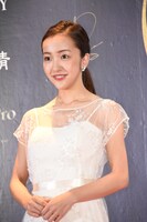 板野友美