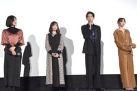 「羊とオオカミの恋と殺人」初日舞台挨拶の様子。