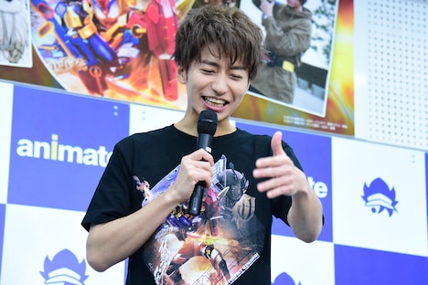 “お財布おじさん”となってしまったエピソードを披露する武田航平。