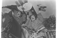 「ひばり・チエミの弥次喜多道中」 (c)東映