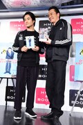 「遠藤憲一と宮藤官九郎の勉強させていただきます」Blu-ray / DVDコンプリート・ボックス発売記念イベントの様子。