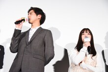 左から片寄涼太、橋本環奈。