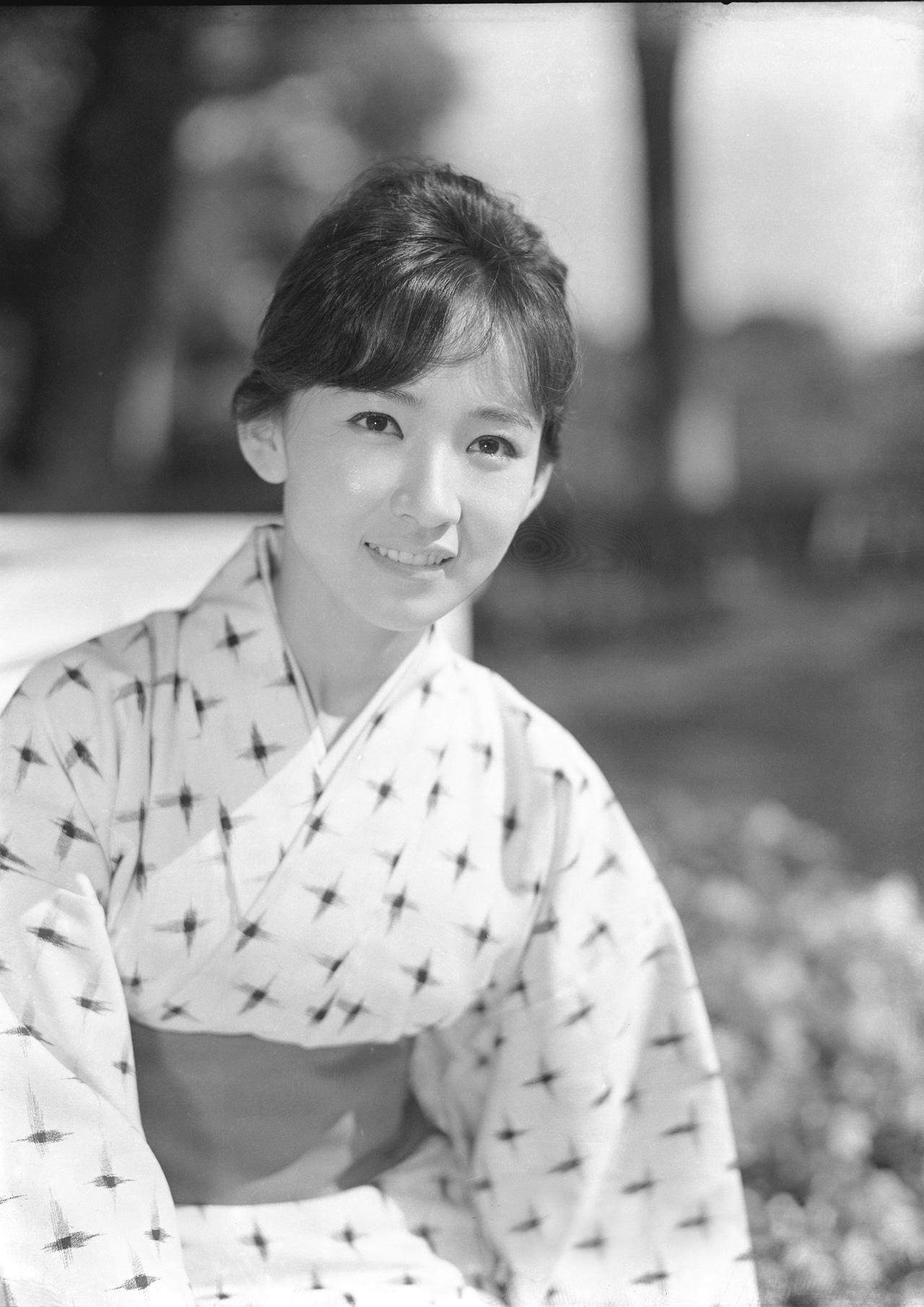 「芦川いづみ 愁いを含んで、ほのかに甘く」中面