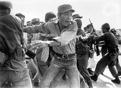 「劇映画 沖縄」