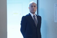 田中要次演じる石瓦剛志。