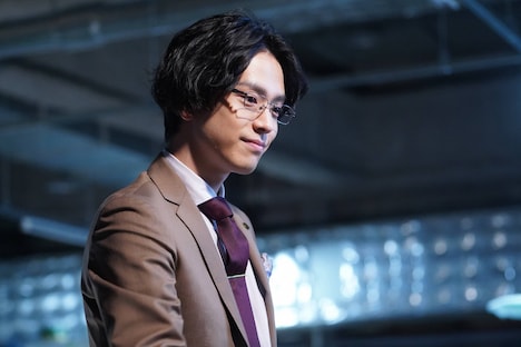 黒羽麻璃央演じる藤木優介。