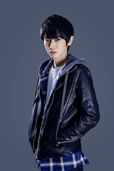 本郷奏多演じるカラキマコト。