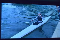 パラカヌーを練習する中条あやみ。