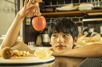 岡田健史カレンダー2020.04‐2021.03」より。