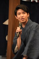 佐久本宝
