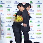 「キングダム」佐藤信介が監督賞に、山崎賢人は再タッグ熱望「これからも一緒に」
