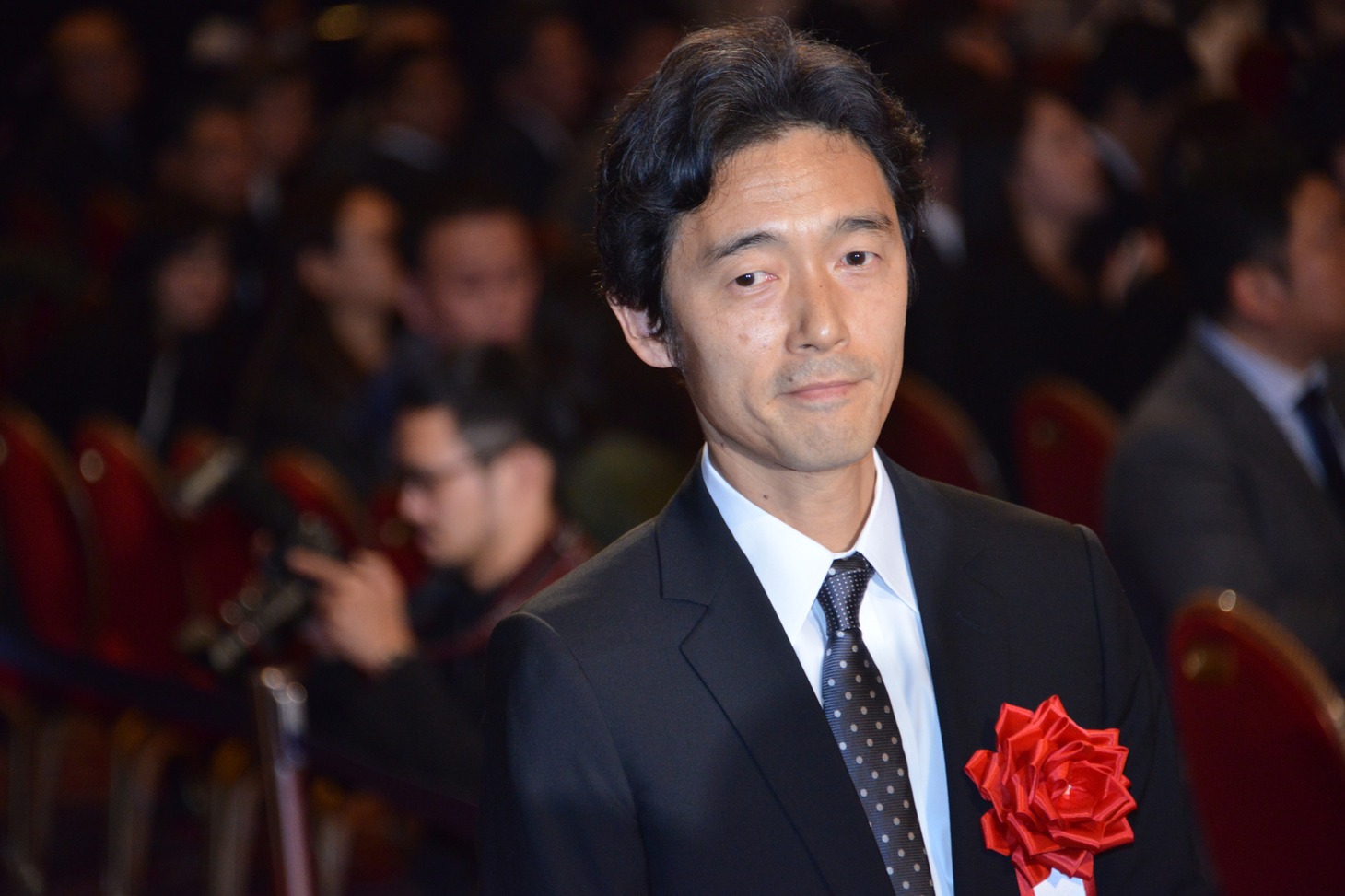 佐藤信介