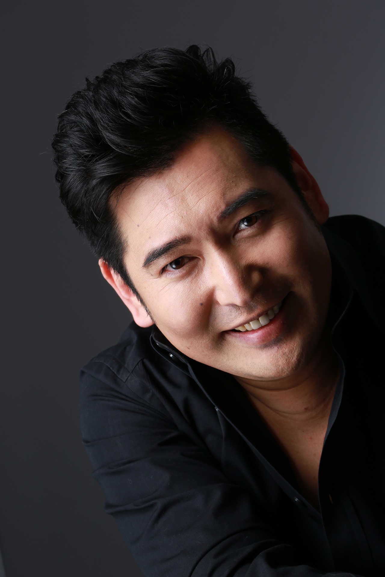 國府田達也