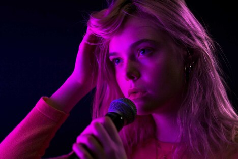 「ティーンスピリット」（PHOTOGRAPH BY BRIGITTE LACOMBE.）