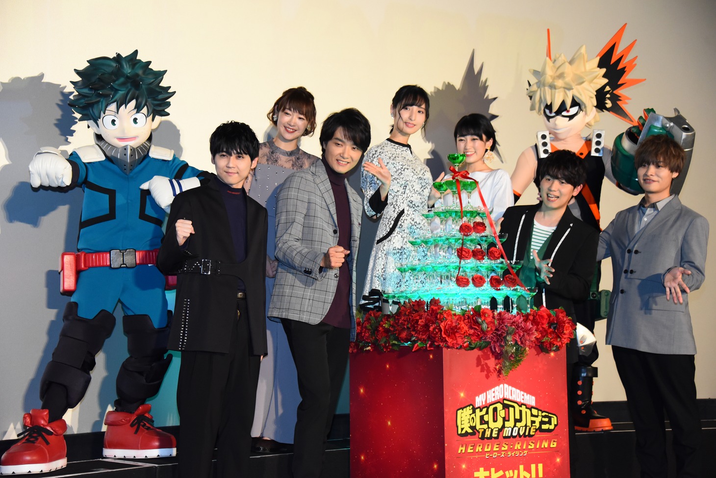 「僕のヒーローアカデミア THE MOVIE ヒーローズ：ライジング」初日舞台挨拶の様子。
