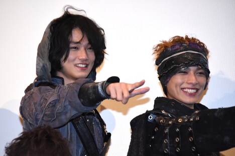 左から中川大輔、砂川脩弥。