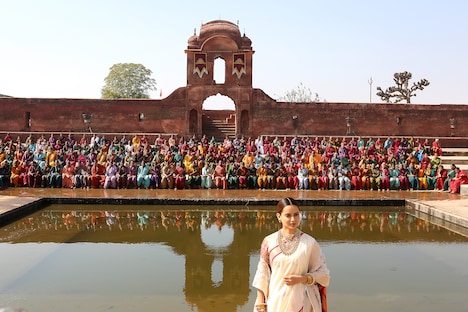 「マニカルニカ ジャーンシーの女王」新場面写真