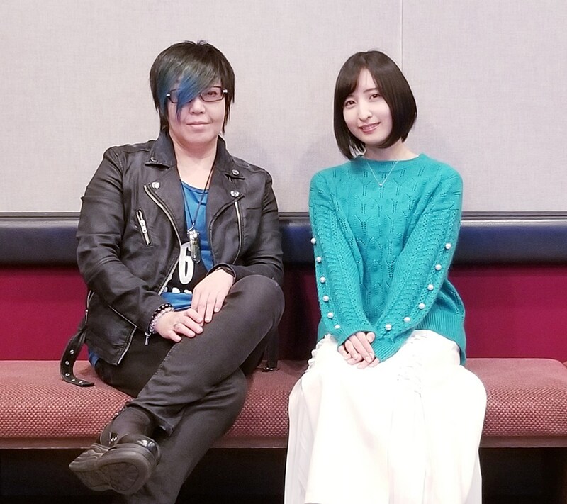 左から緒方恵美、佐倉綾音。