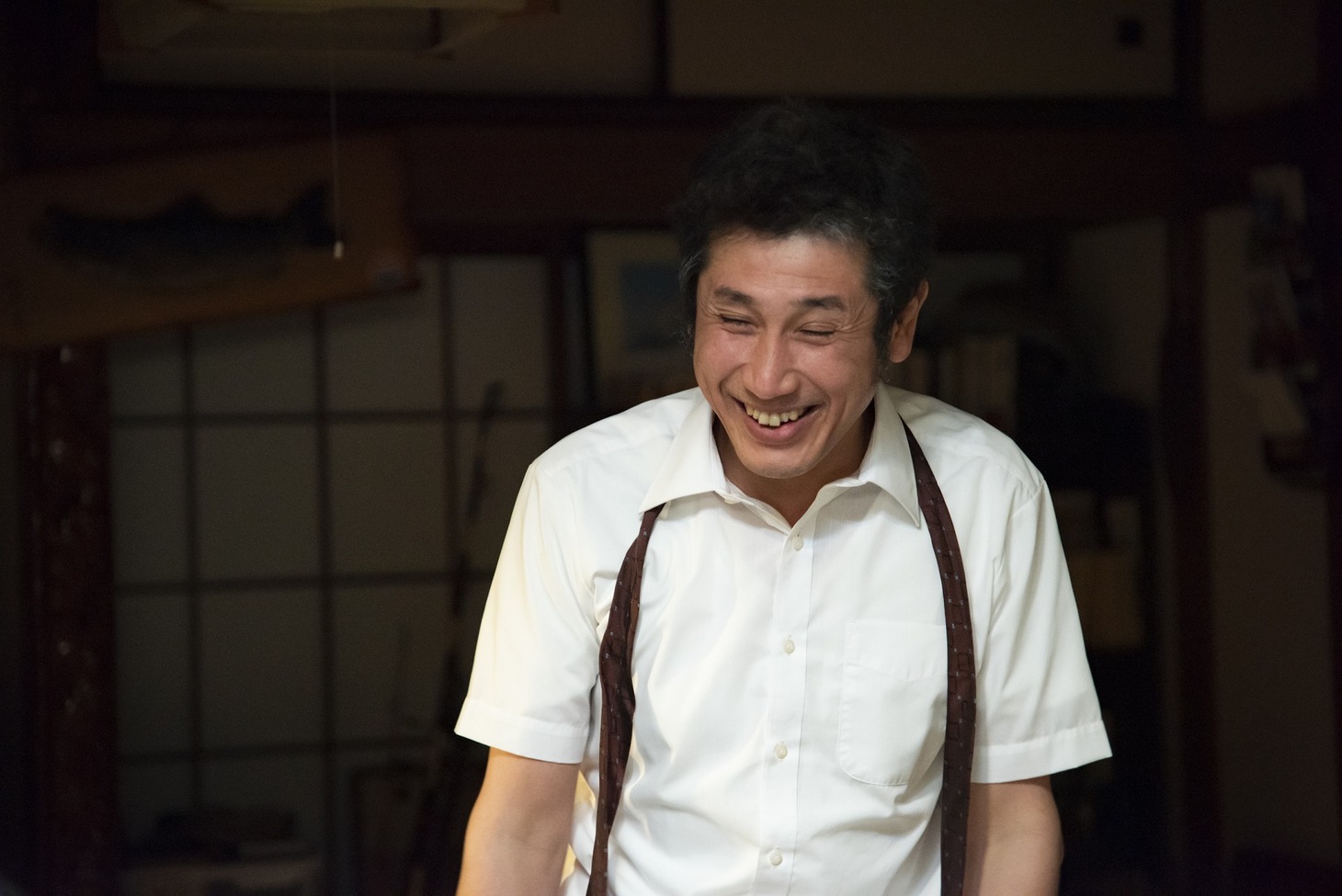 渋川清彦演じる田所トシフミ。