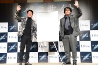 左からソン・ガンホ、ポン・ジュノ。