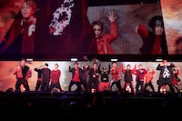 THE RAMPAGE from EXILE TRIBEのパフォーマンスの様子。