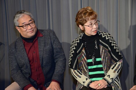 左から玉野井直樹、一城みゆ希。