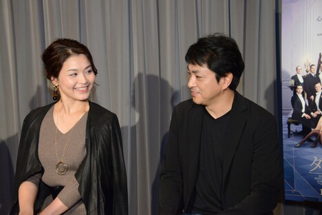 左から甲斐田裕子、三上哲。