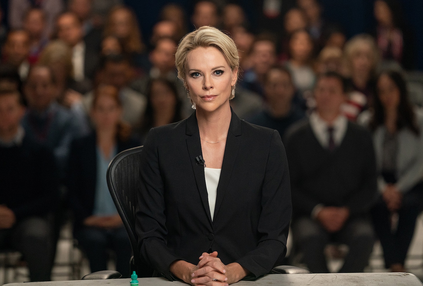 「スキャンダル」より、シャーリーズ・セロン演じるメーガン・ケリー。