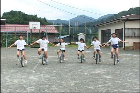 「小さな学校」